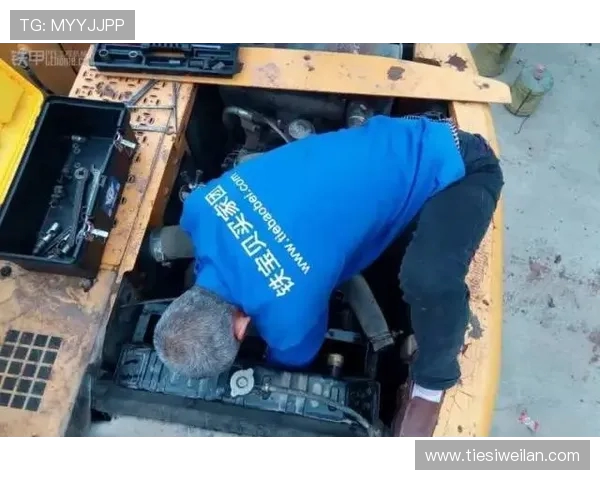 挖掘机散热器支架胶垫作用